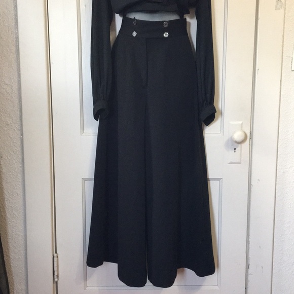 COPY - VINTAGE BLACK PALAZZO PANTS - Picture 3 of 5